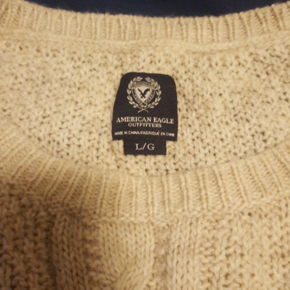 American Eagle Sweater - Picture 2 of 4